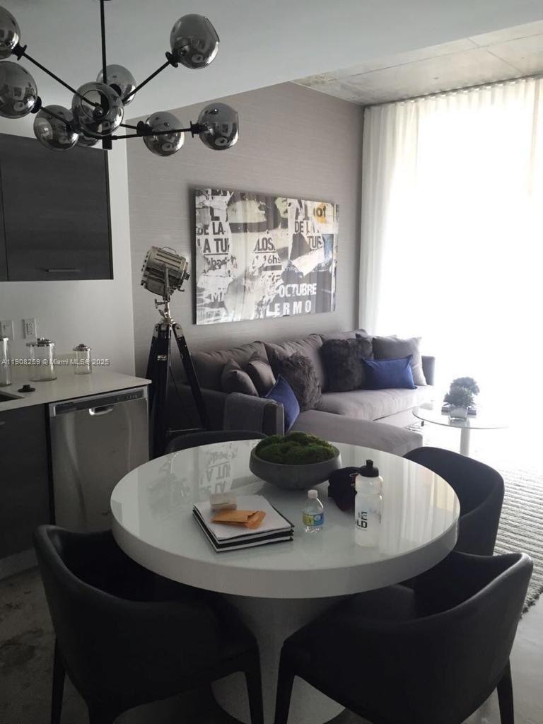 Centro unit 903, Miami, FL 33131 - photo 1