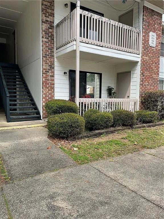1250 Henckley Ave unit 104, Mobile, AL 36609 - photo 1