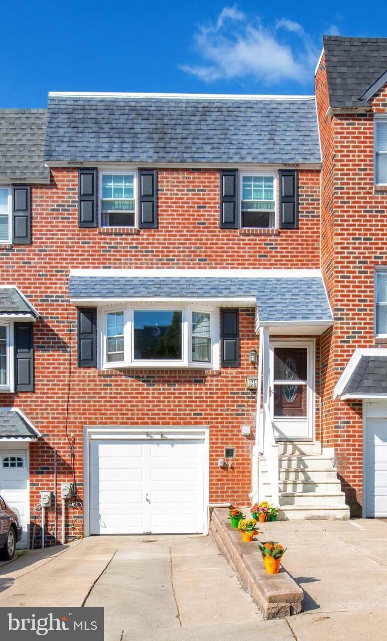 4720 Saint Denis Dr, Philadelphia, PA 19114 - photo 1