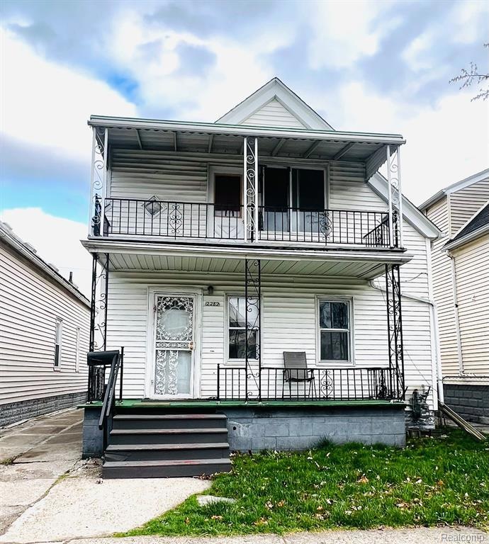 2282 Evaline St, HamtraMcK, MI 48212 - photo 1