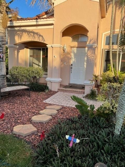 unlisted-address, Davie, FL 33324 - photo 1