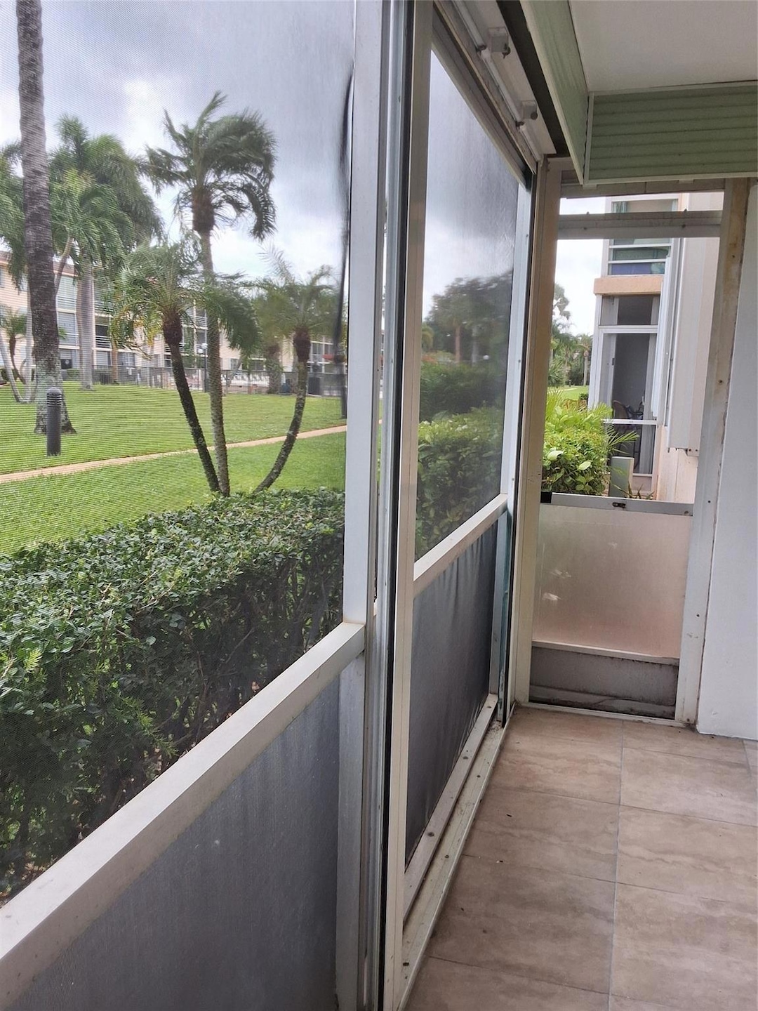 Lighthouse Point Plaza unit 121C, Lighthouse Point, FL 33064 - photo 1