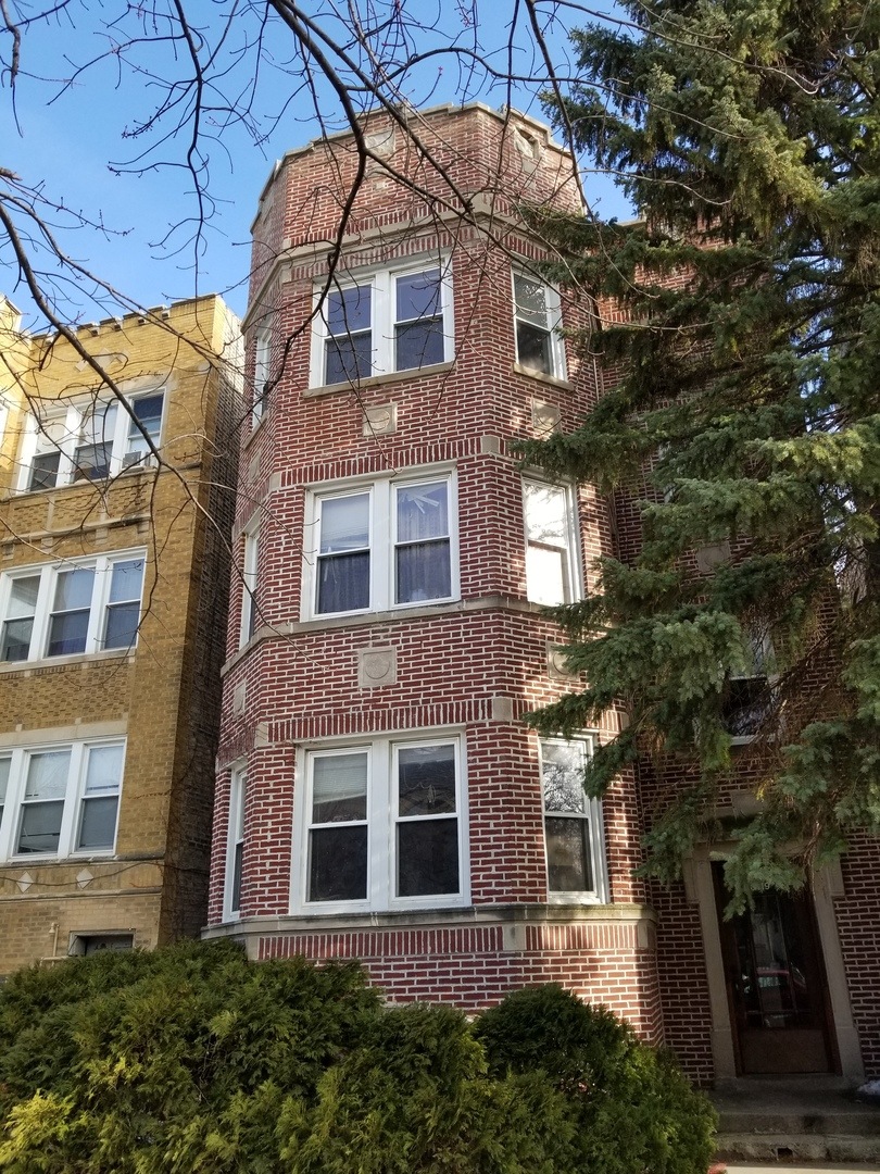 6119 N Fairfield Ave unit 3, Chicago, IL 60659 - photo 1