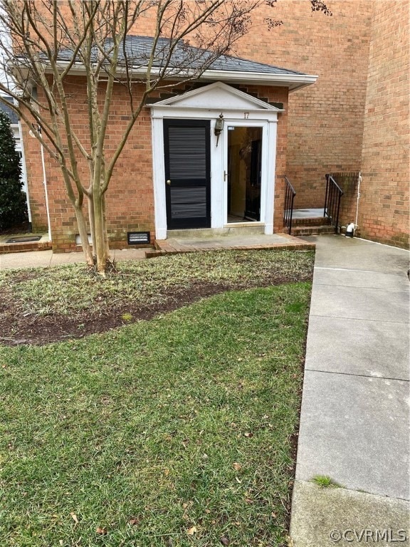 17 Red Fox Ln, Henrico, VA 23228 - photo 1