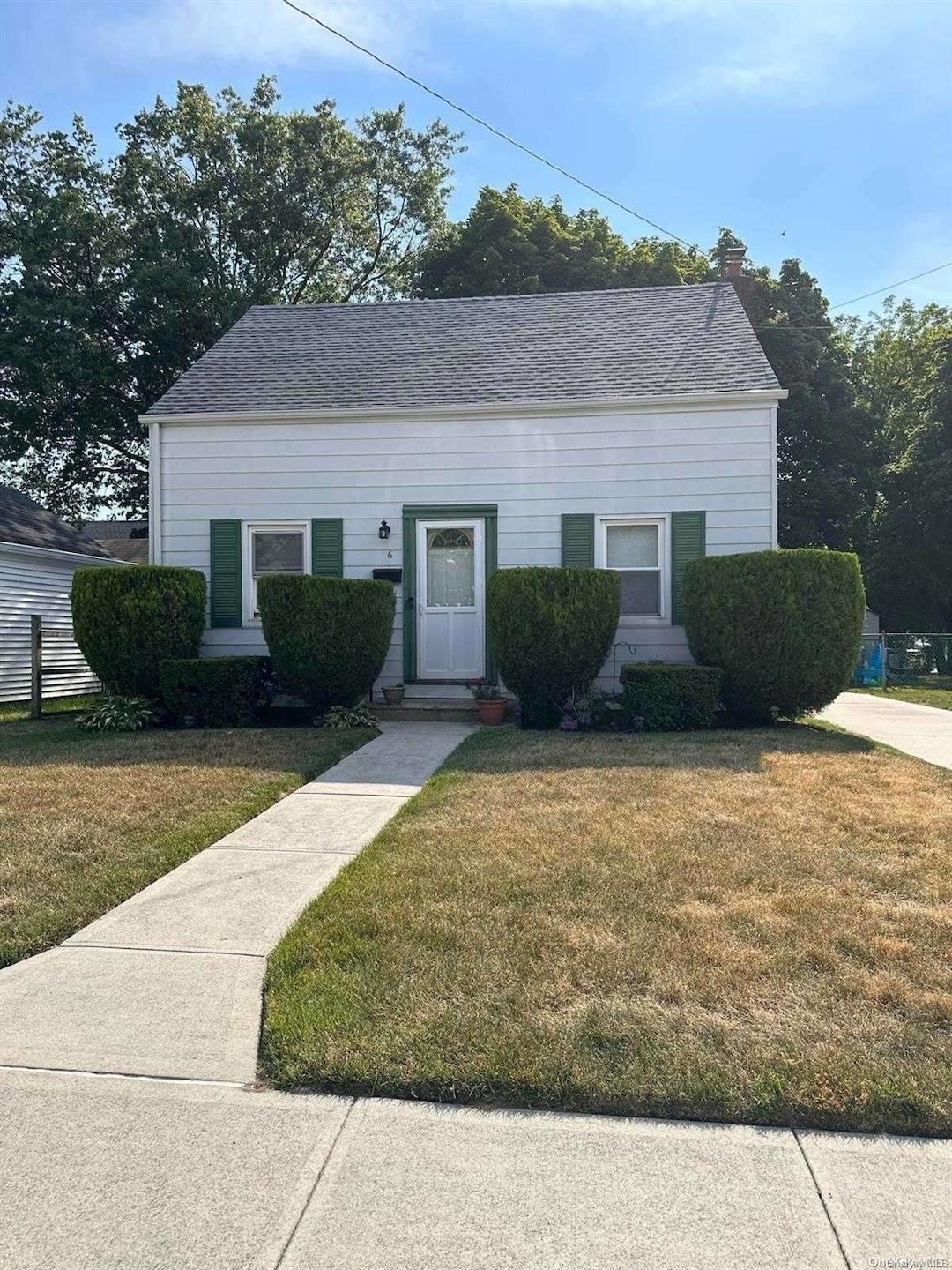 6 Wingate Rd, Valley Stream, NY 11581 - photo 1