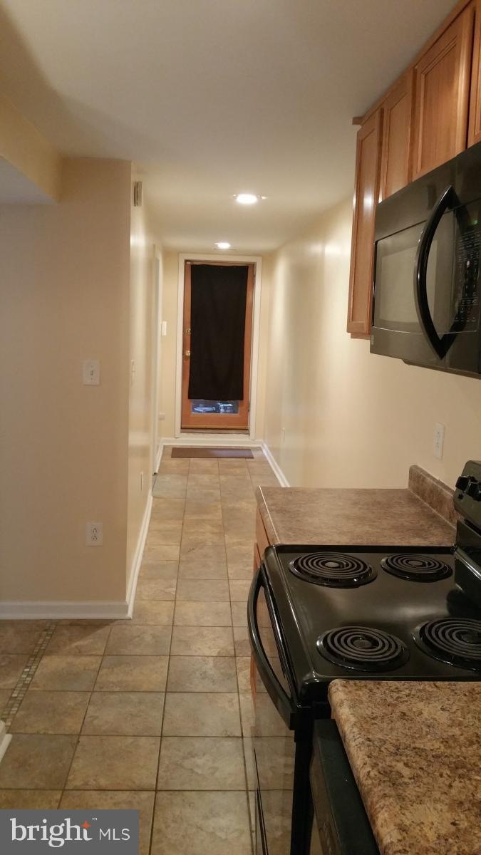 645 L St NE unit B, Washington, DC 20002 - photo 1