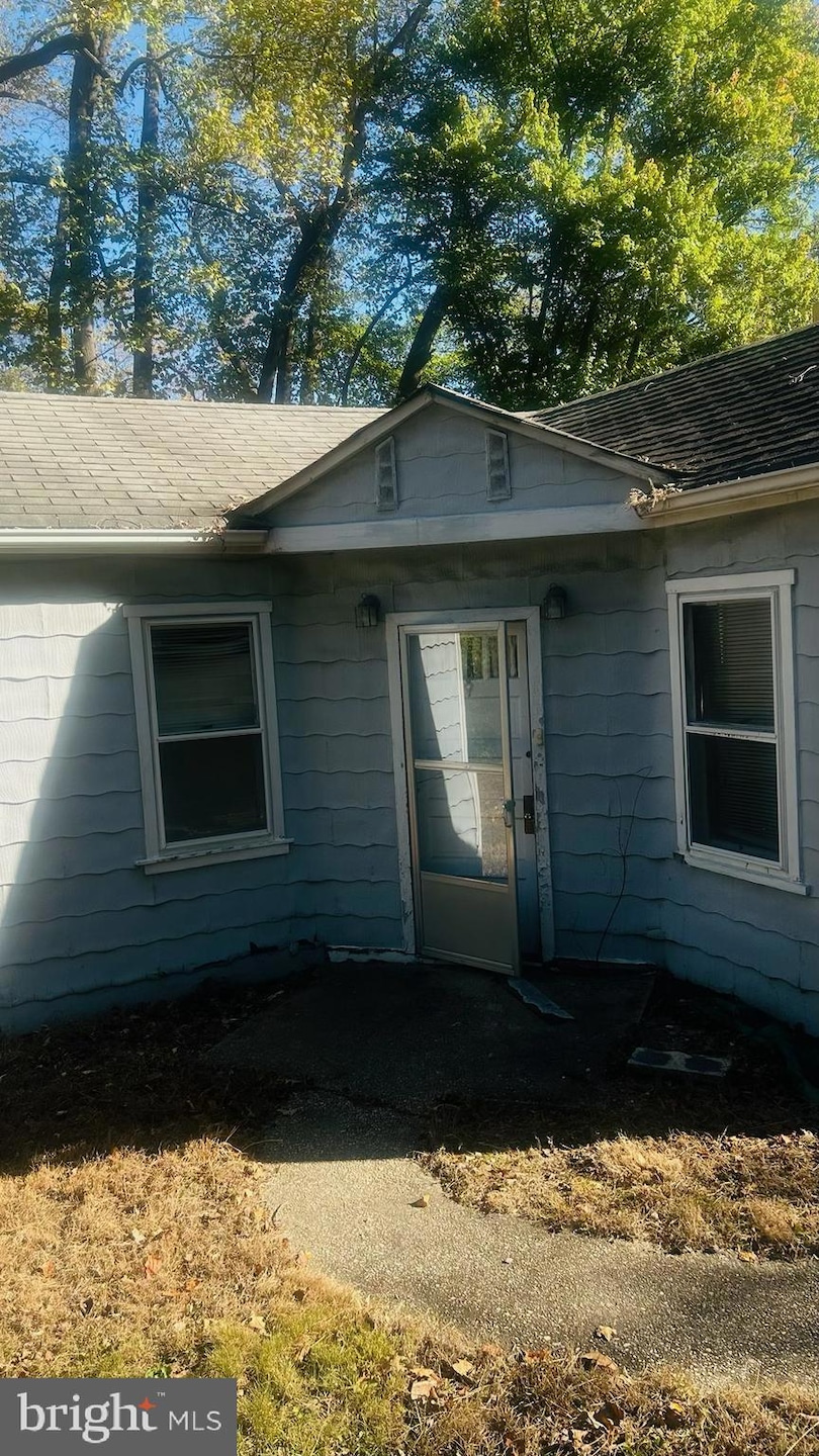 Pending $250,000 • Co-Listing Agent