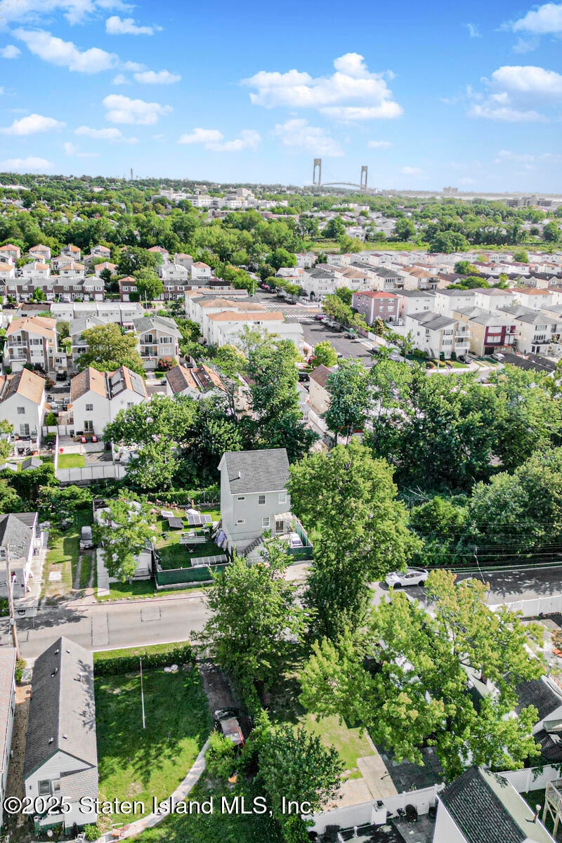 For Sale $549,999 • Co-Listing Agent