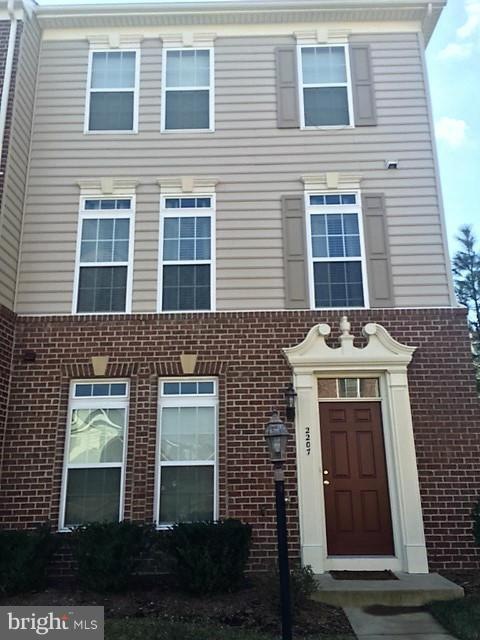 2207 Merseyside Dr unit 70, Woodbridge, VA 22191 - photo 1