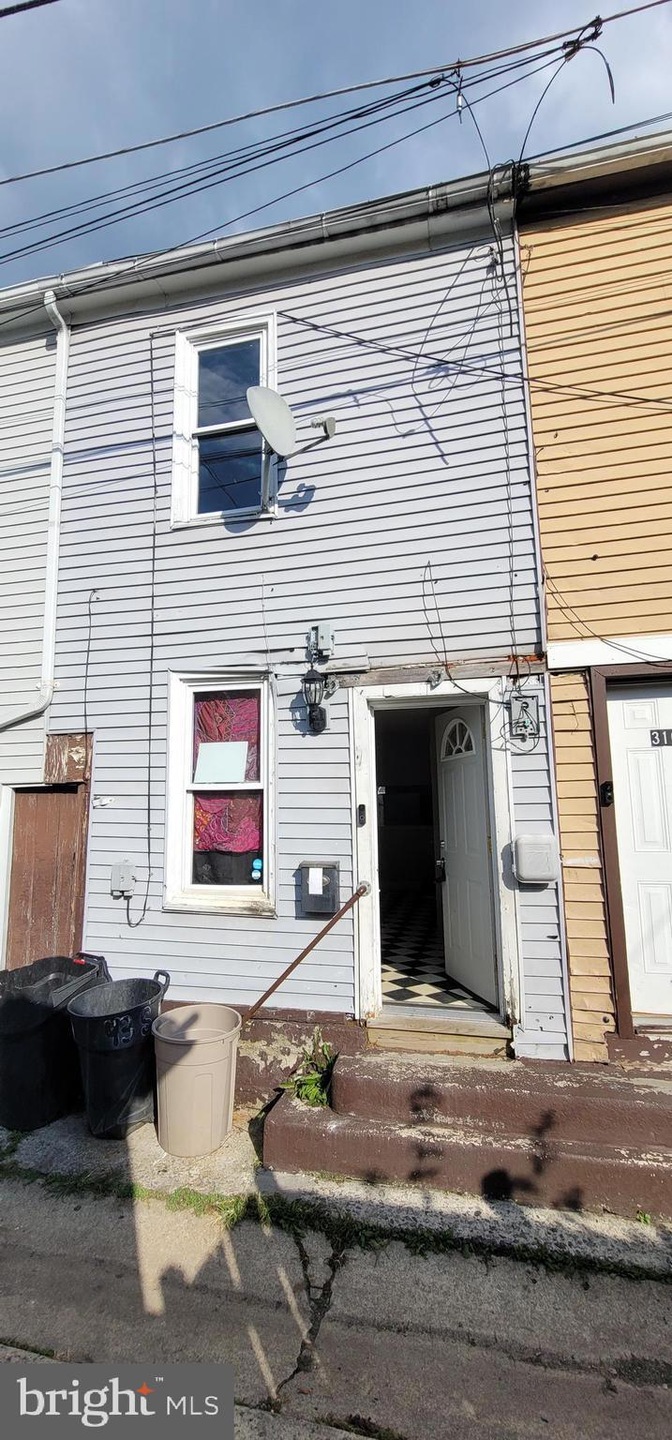 314 Bell Aly, Reading, PA 19602 - photo 1