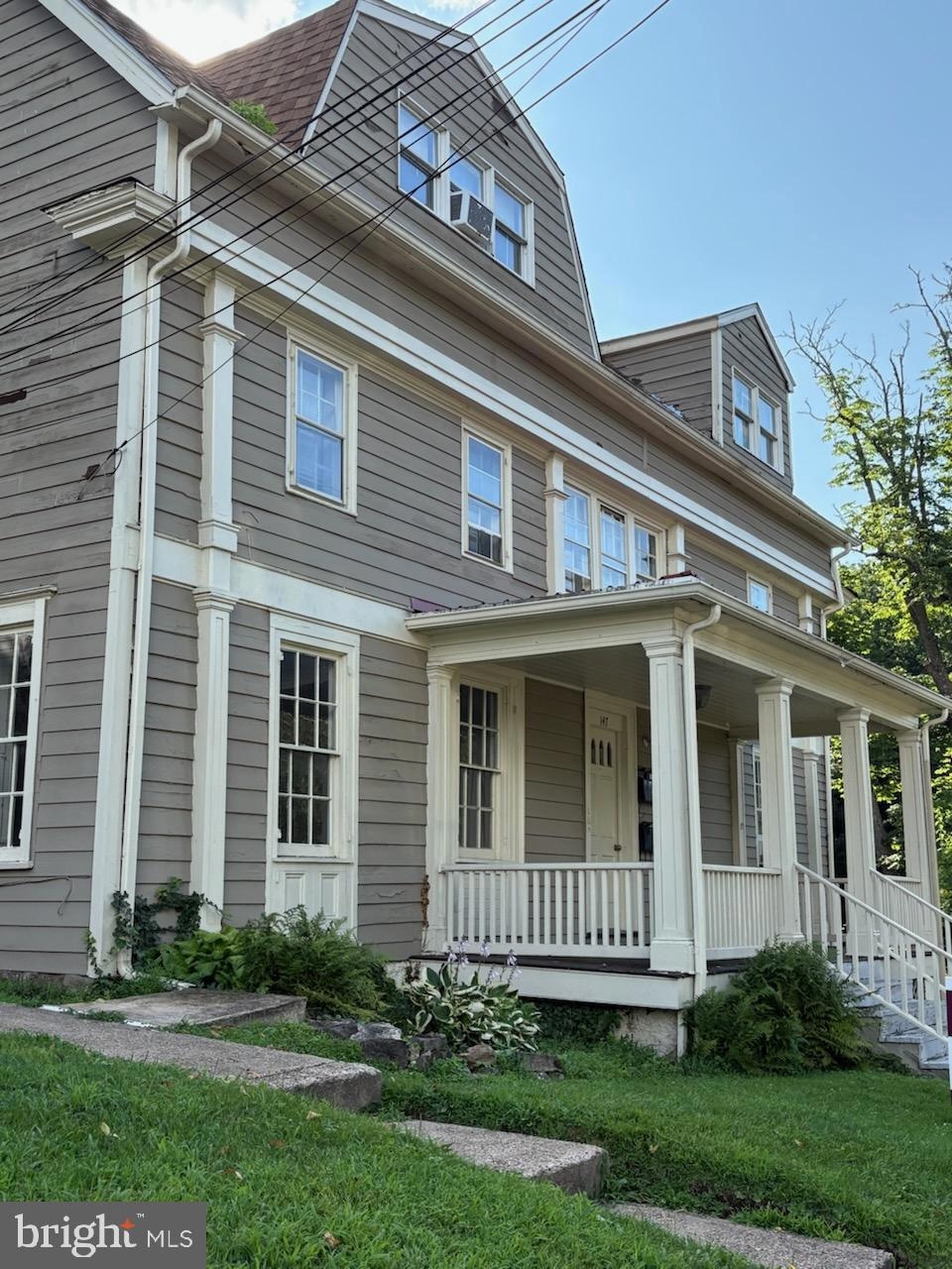 147 S Main St unit 7, Yardley, PA 19067 - photo 1