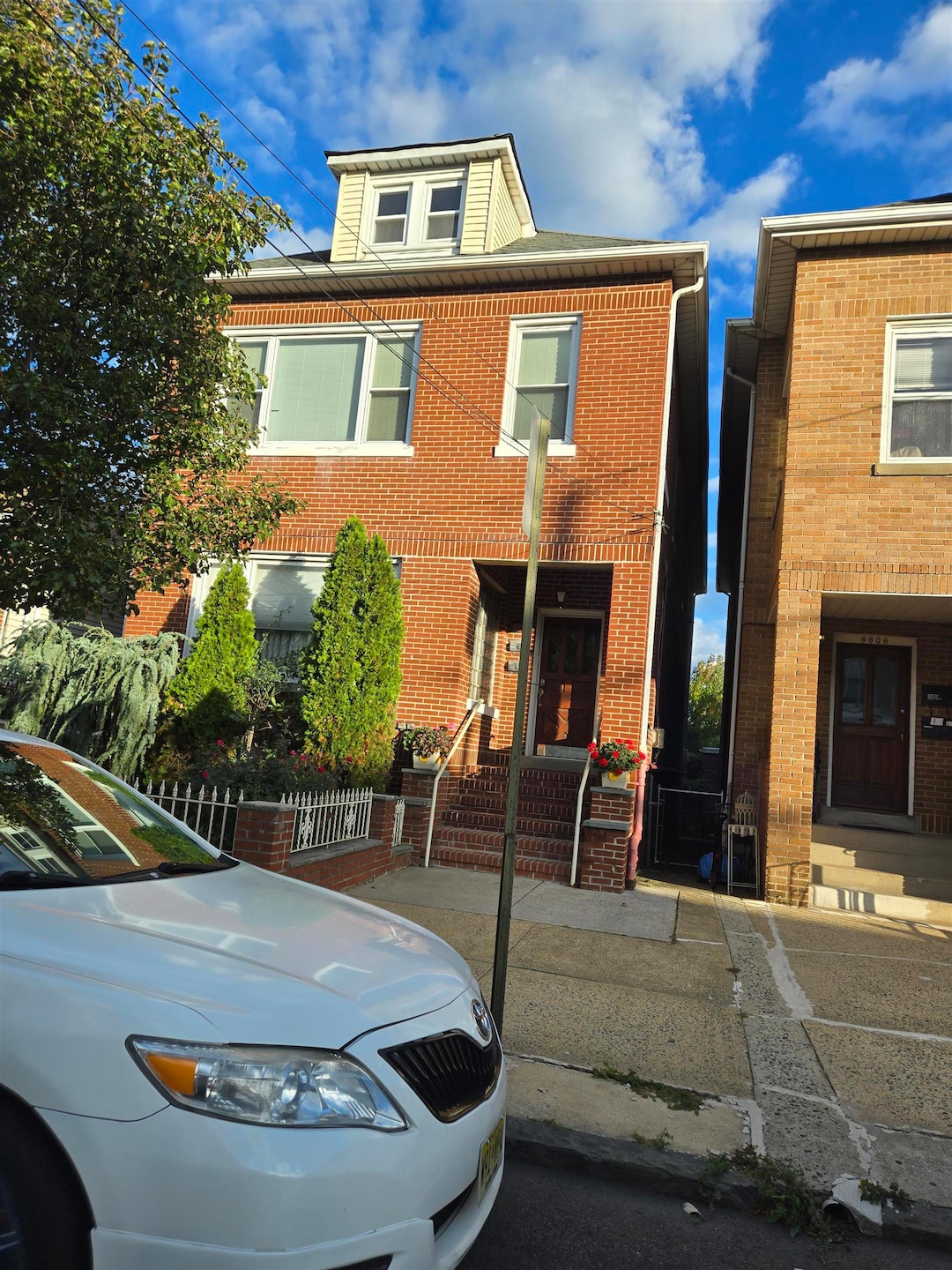 For Rent $2,500/month