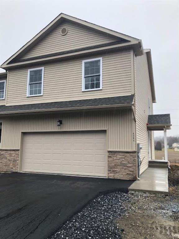 4264 Roosevelt St, Whitehall, PA 18052 - photo 1