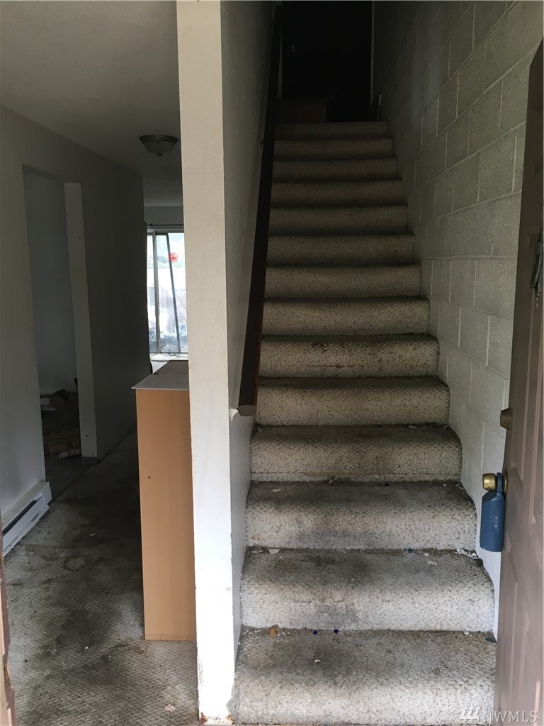 4811 S 56th St unit 4, Tacoma, WA 98409 - photo 1