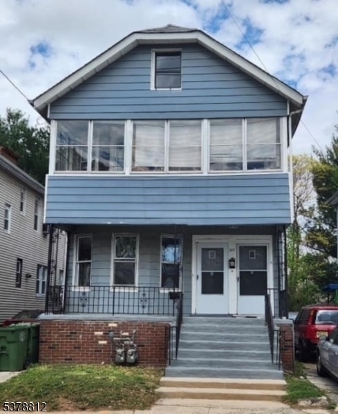 395 E 9th Ave, Roselle, NJ 07203 - photo 1