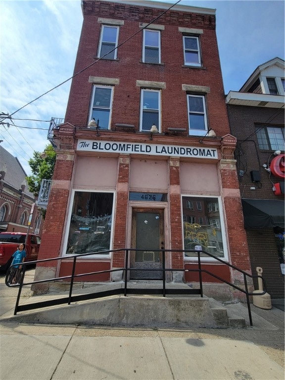 For Rent $2,600/month