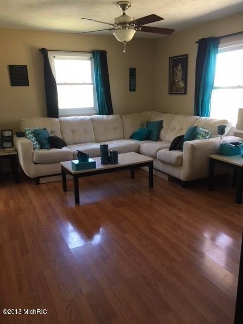 1726 Cedar St, Niles, MI 49120 - photo 1