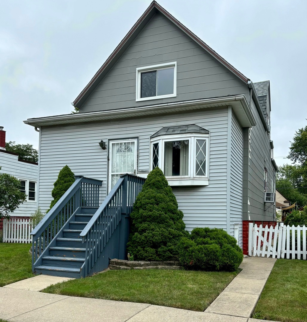 1235 Wesley Ave, Berwyn, IL 60402 - photo 1