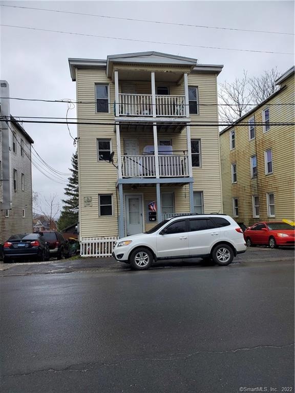 76 Oak St, Waterbury, CT 06704 - photo 1