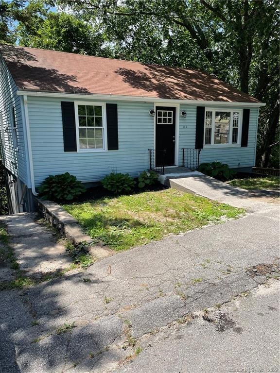 172 Beech St, Waterbury, CT 06704 - photo 1