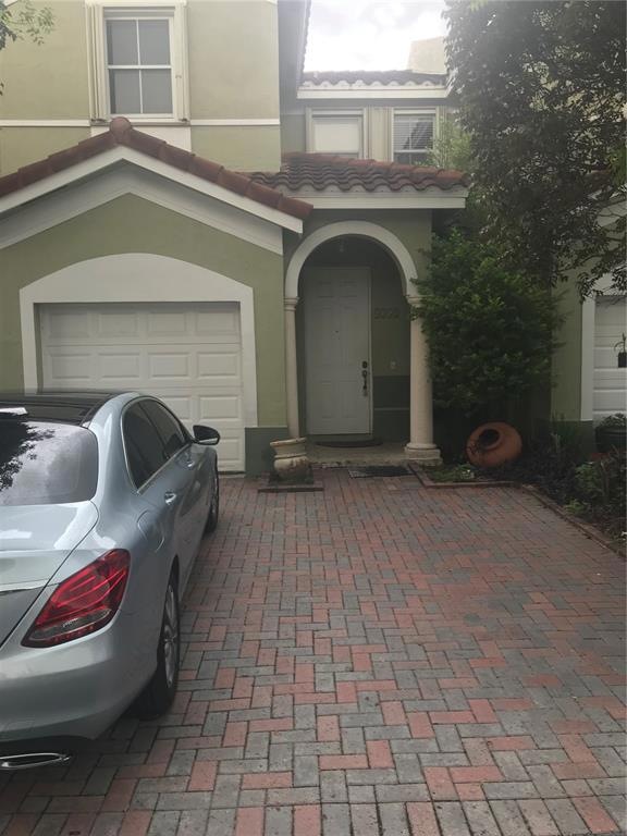 4353 NW 115th Ct, Doral, FL 33178 - photo 1