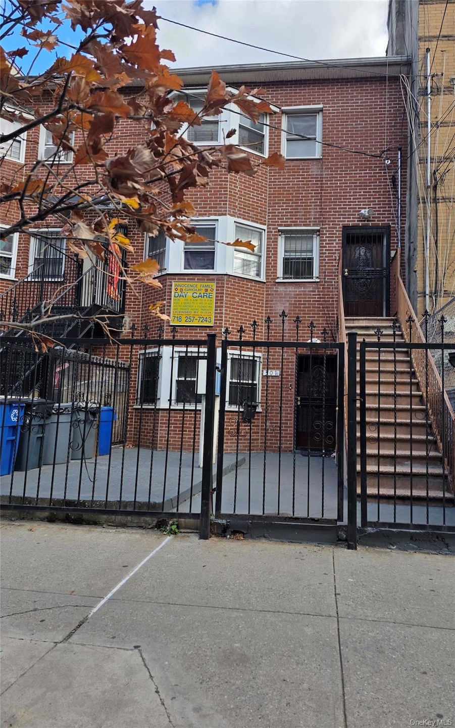 301 Wyona St, Brooklyn, NY 11207 - photo 1