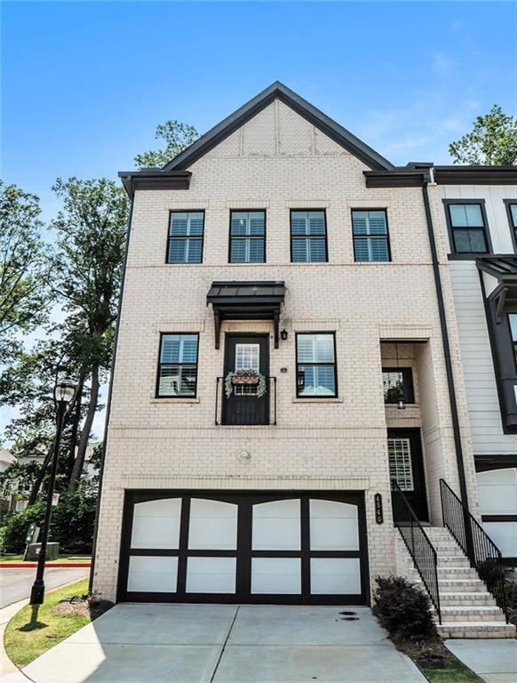 4540 Mikajack Dr SE, Smyrna, GA 30080 - photo 1