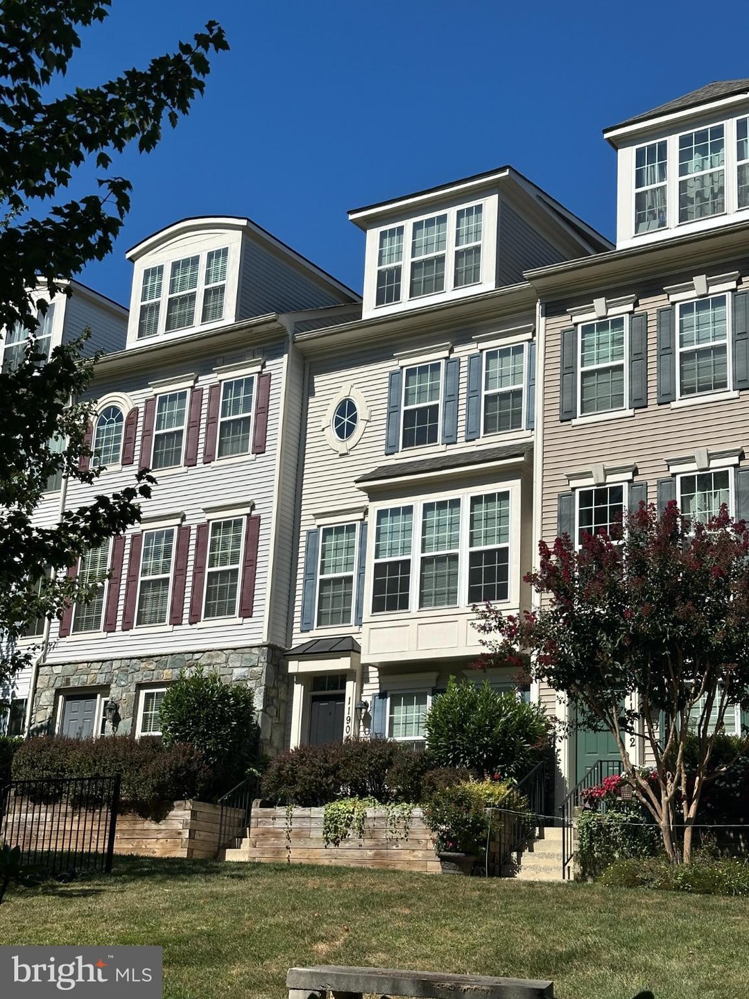 11904 Weybridge Ln, Germantown, MD 20876 - photo 1