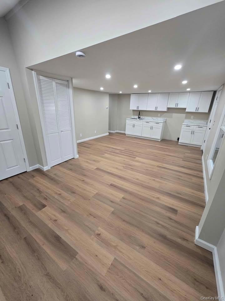 993 N Quaker Ln unit 3, Staatsburg, NY 12580 - photo 1