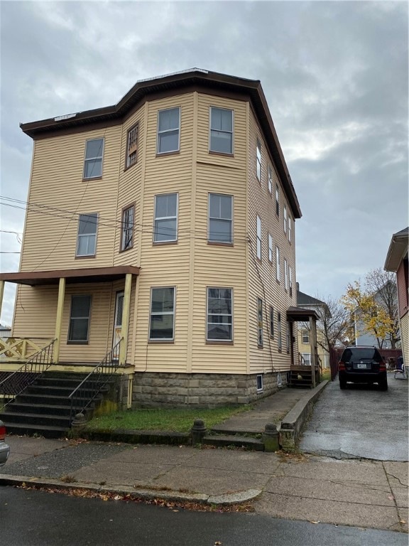 22 Darling St, Central Falls, RI 02863 - photo 1