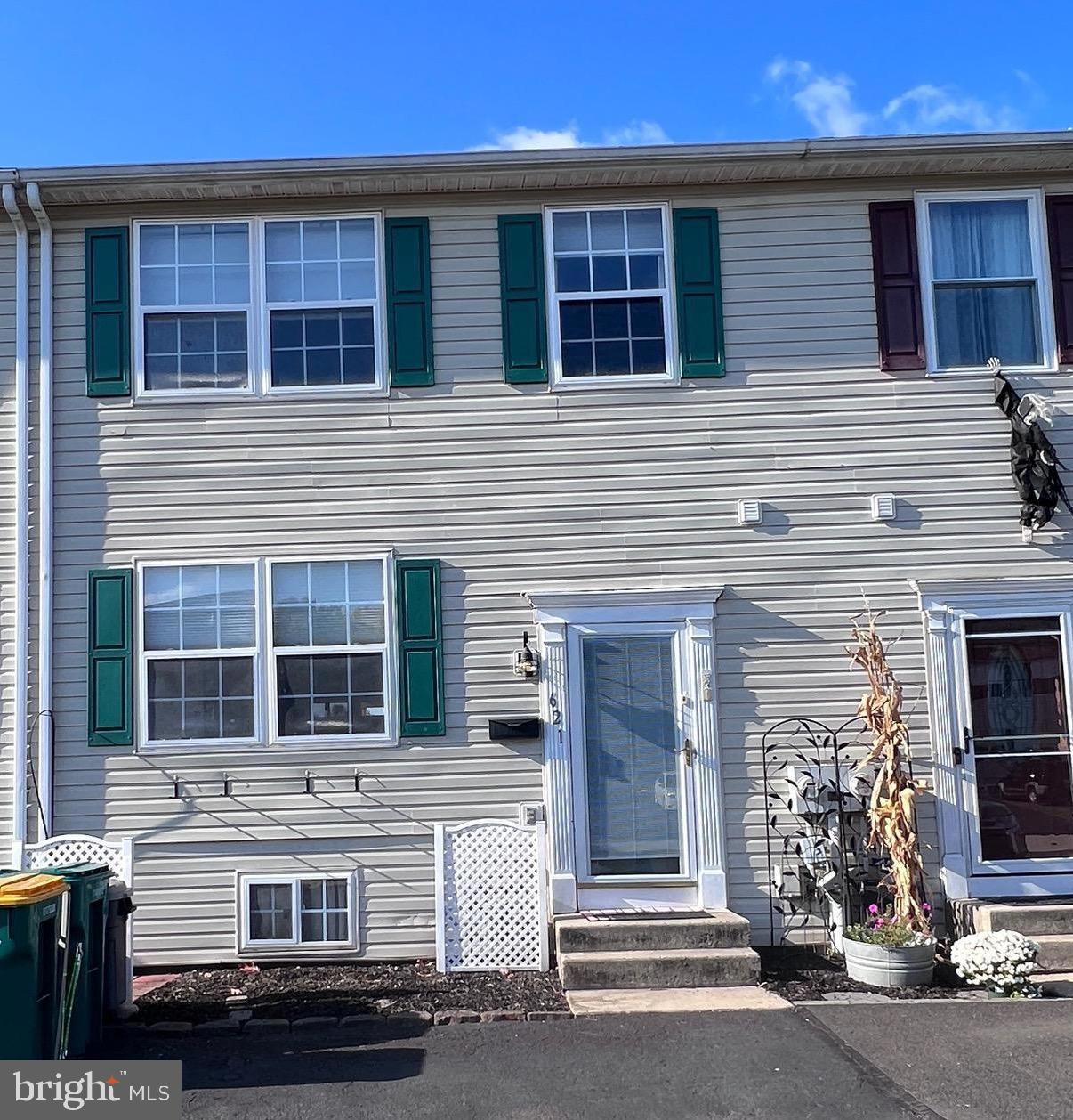 621 Jefferson St, Red Hill, PA 18076 - photo 1