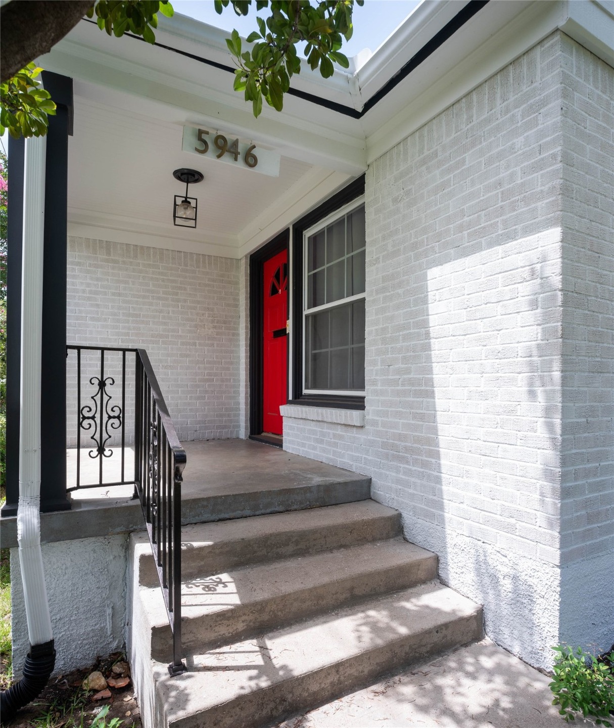 5946 Goodwin Ave, Dallas, TX 75206 - photo 1