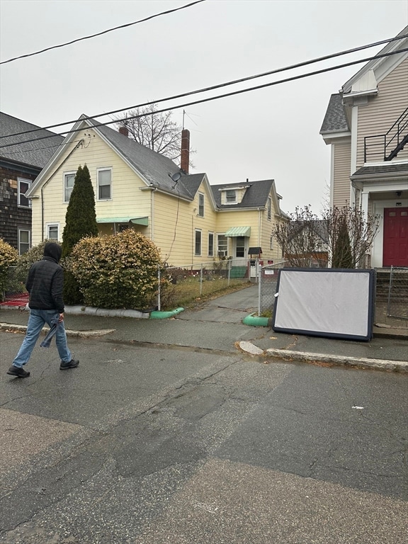 For Sale $559,000 • Co-Listing Agent