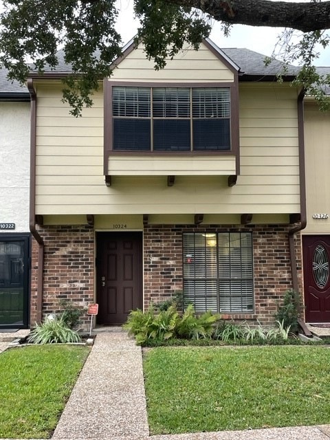10324 Longmont Dr unit 476, Houston, TX 77042 - photo 1