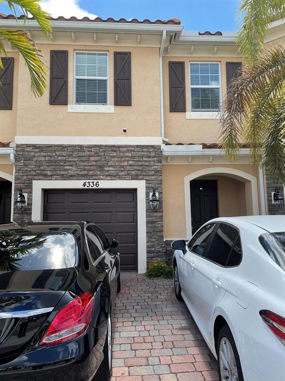 4336 Brewster Ln, West Palm Beach, FL 33417 - photo 1