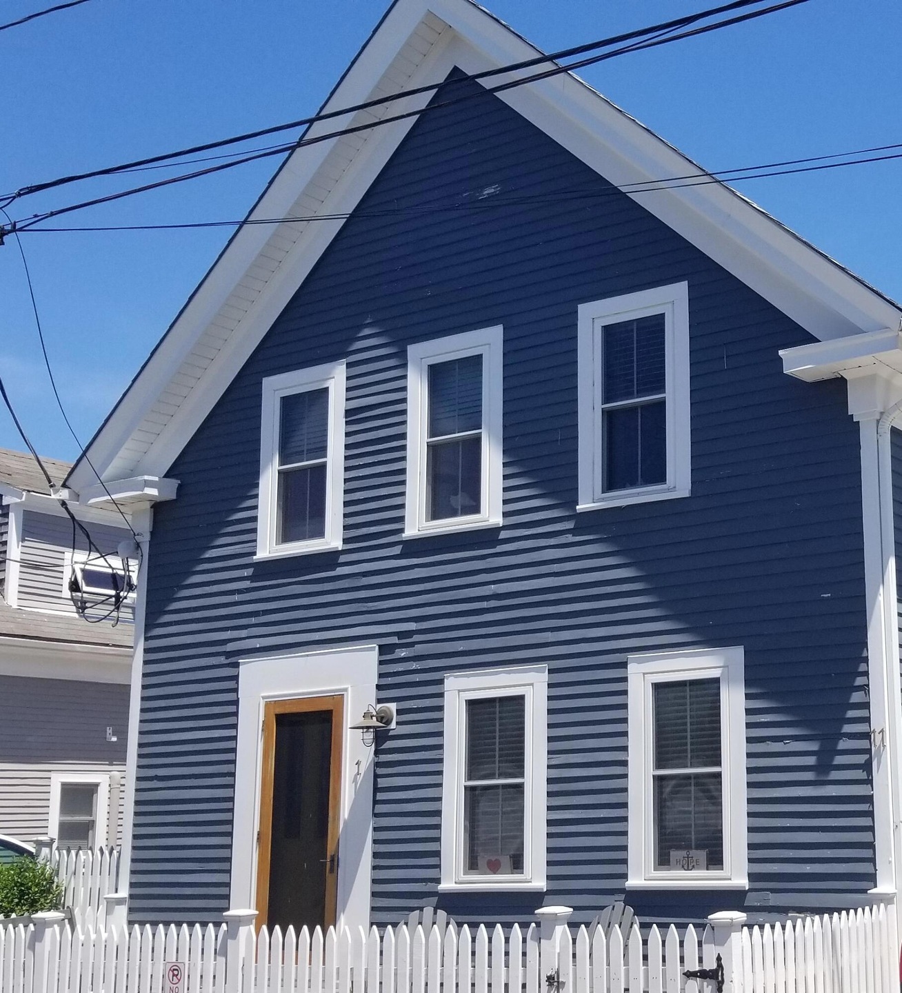 11conantcloseupexterior