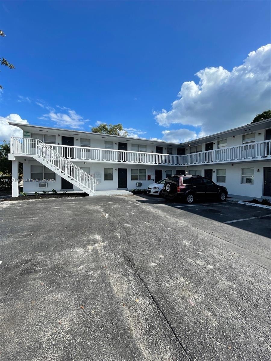 1102 S K St unit 10, Lake Worth Beach, FL 33460 - photo 1