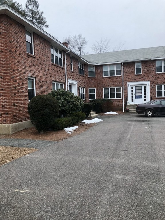 4 Berry St unit 1, Danvers, MA 01923 - photo 1