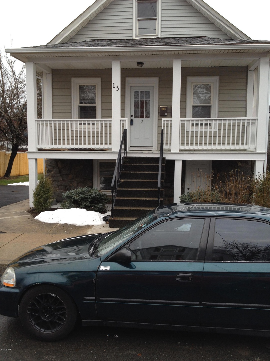 13 E Walnut St unit 2, Stamford, CT 06902 - photo 1