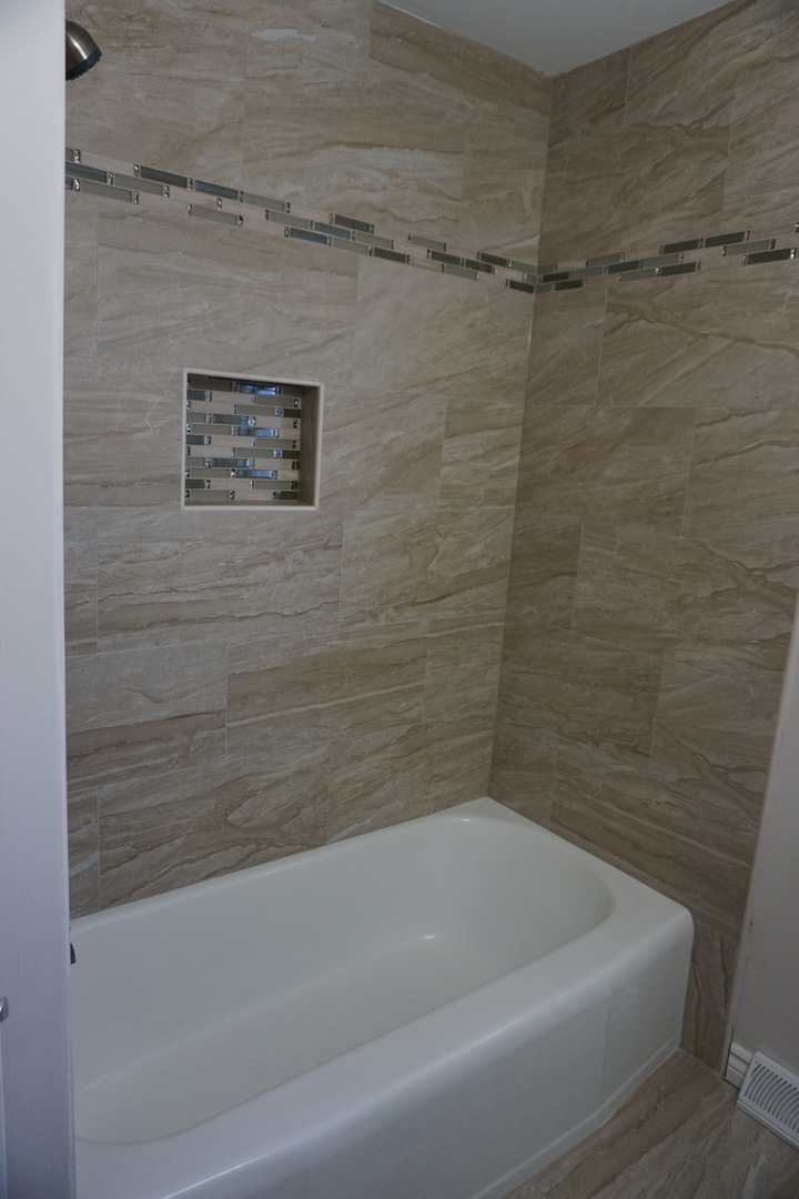 1916 Walnut St, Waukegan, IL 60087 - photo 1