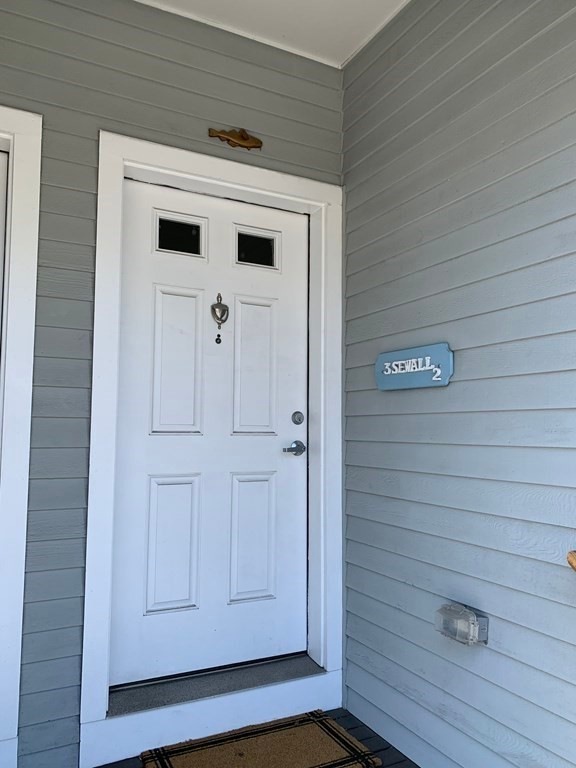 3 Sewall St unit 2, Marblehead, MA 01945 - photo 1
