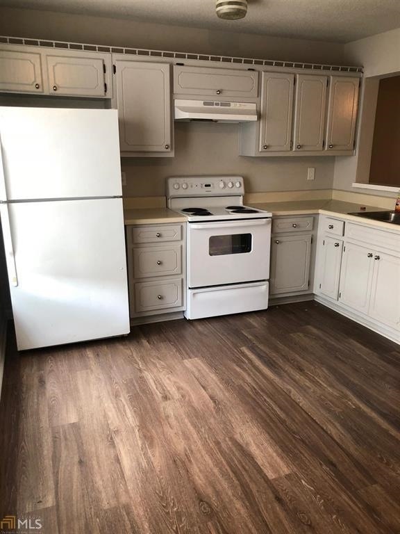 1675 Winchester Way SE, Conyers, GA 30013 - photo 1