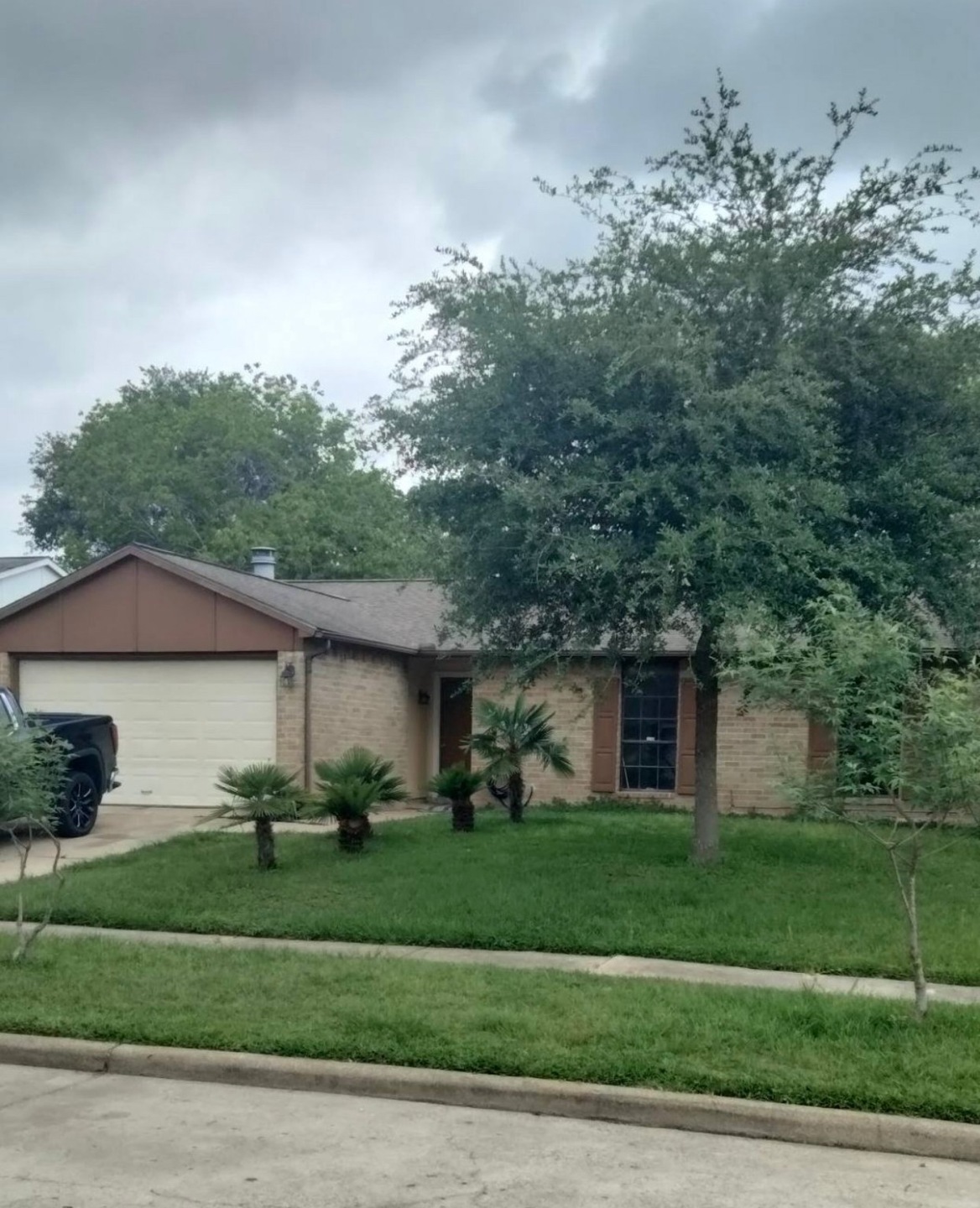 24318 Broken Bow Ln, Hockley, TX 77447 - photo 1