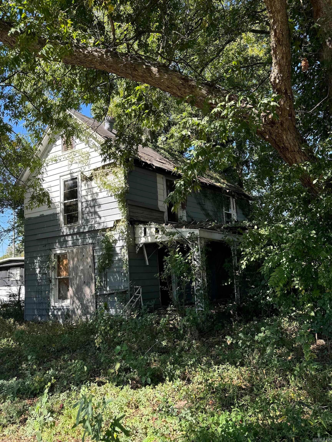 2221 E 6th Ave, Pine Bluff, AR 71601 - photo 1