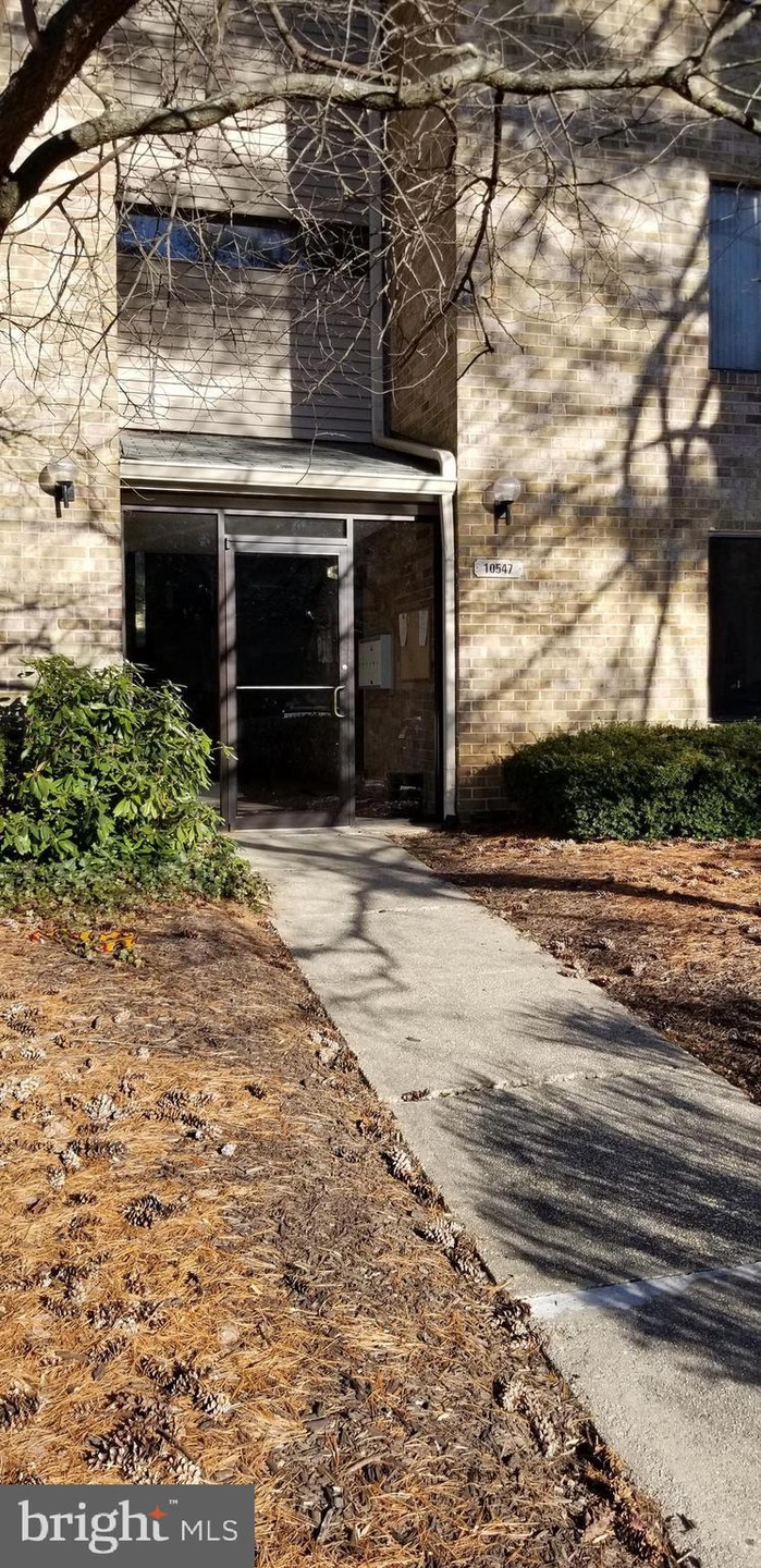 10547 Twin Rivers Rd unit C1, Columbia, MD 21044 - photo 1