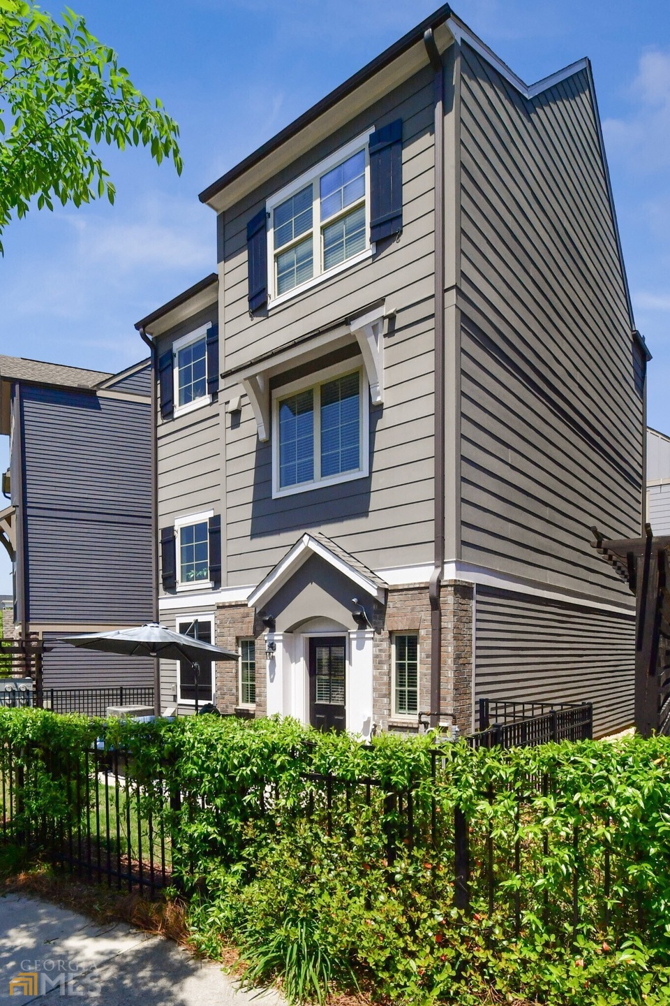 1037 Kirkland Cir, Smyrna, GA 30080 - photo 1