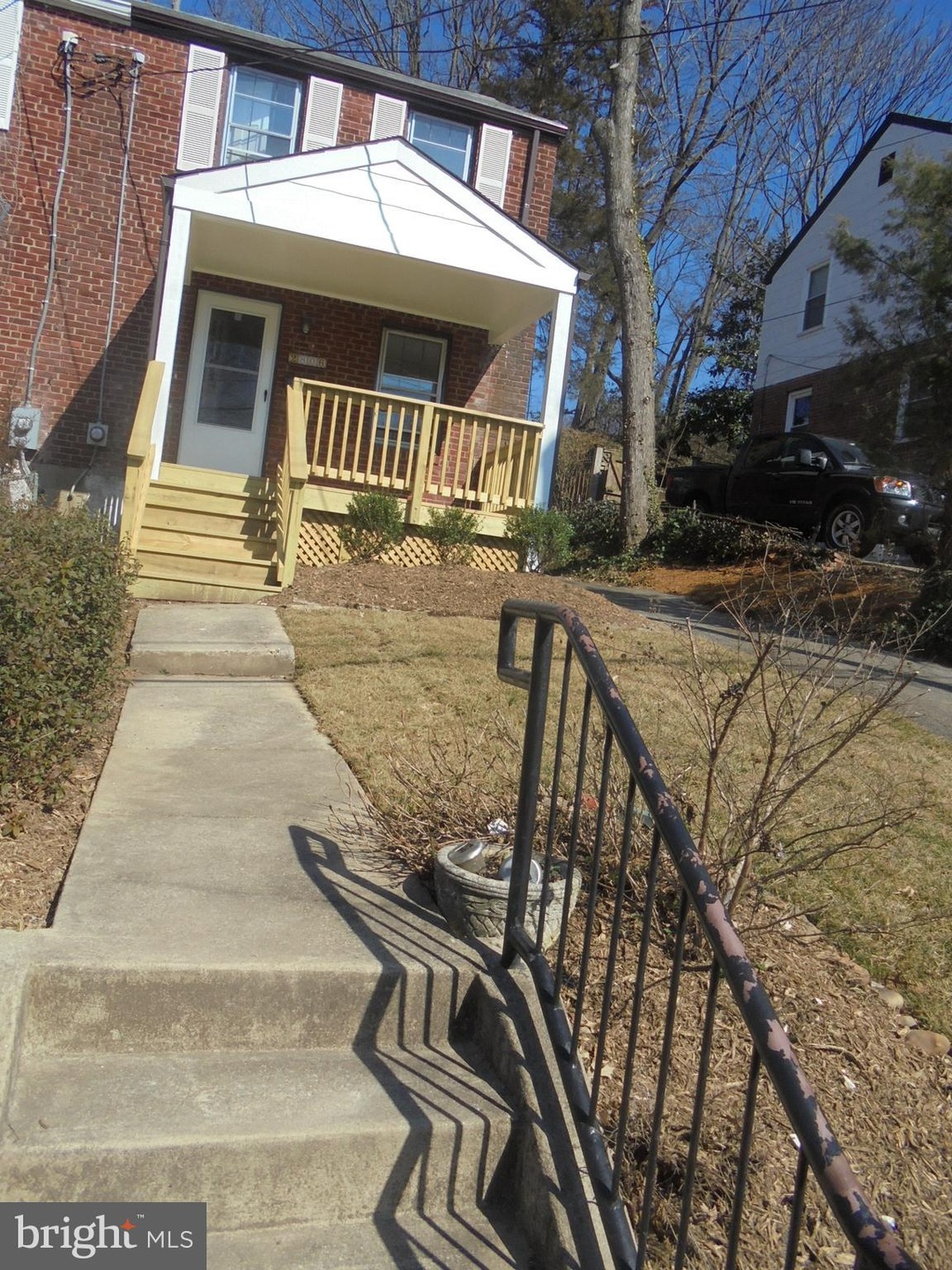 unlisted-address, Alexandria, VA 22303 - photo 1