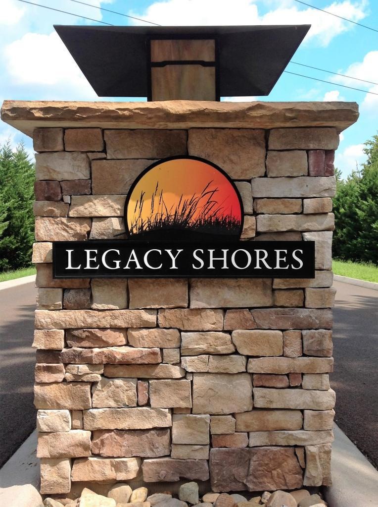 FALCON TRAIL ENTRANCE
