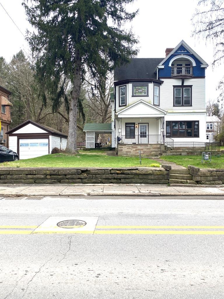 419 N Wells St, Sistersville, WV 26175 MLS 132035