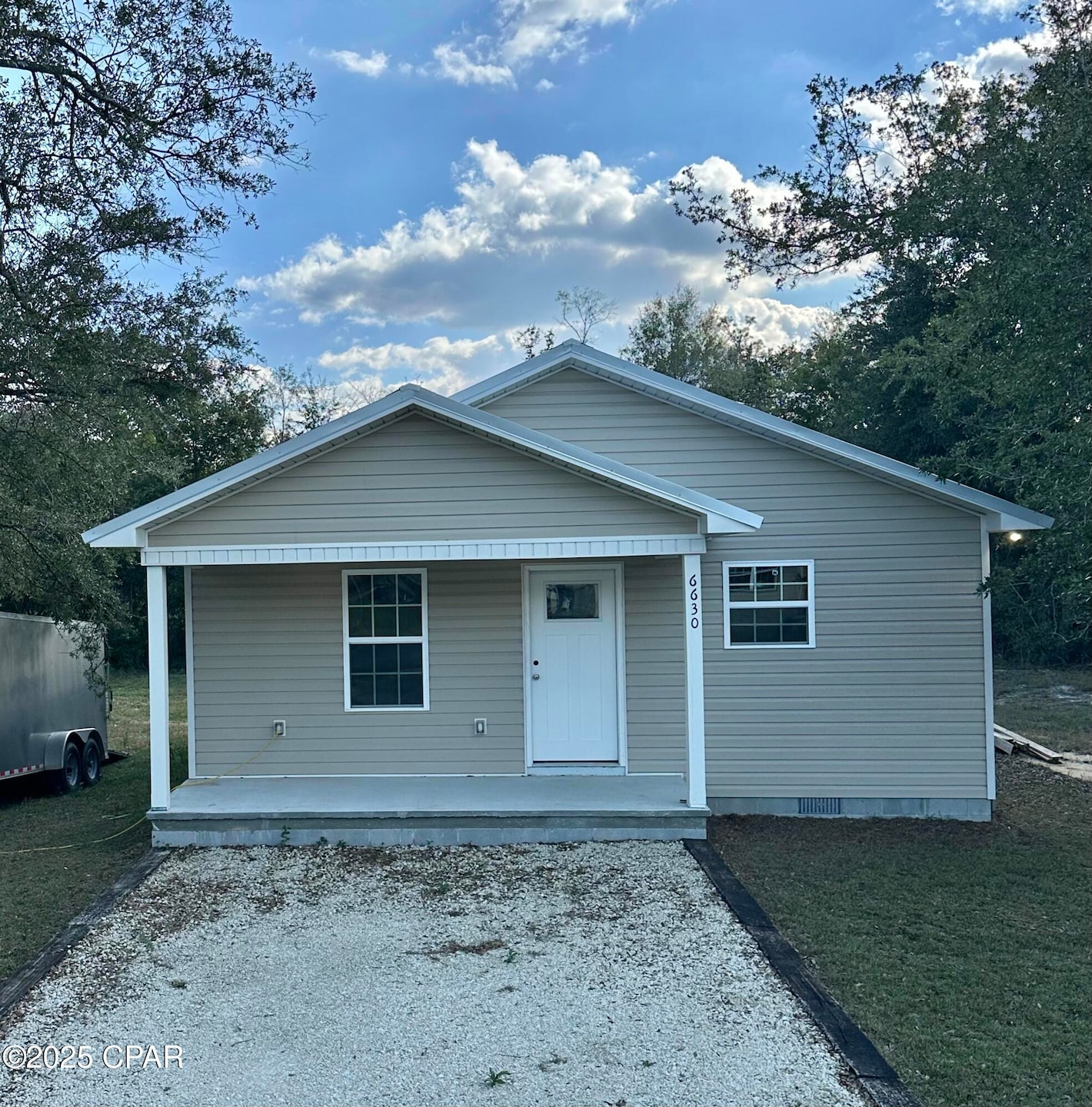 6630 Grande Oak Loop, Grand Ridge, FL 32442 - photo 1